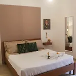 Sole Apartment *